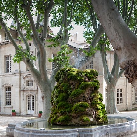 Hotel Cloitre Saint Louis Avignon Bagian luar foto