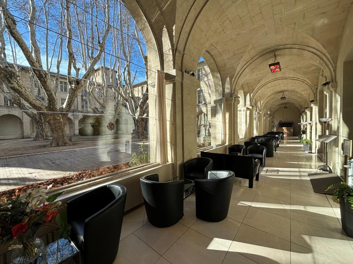 Hotel Cloitre Saint Louis Avignon Bagian luar foto